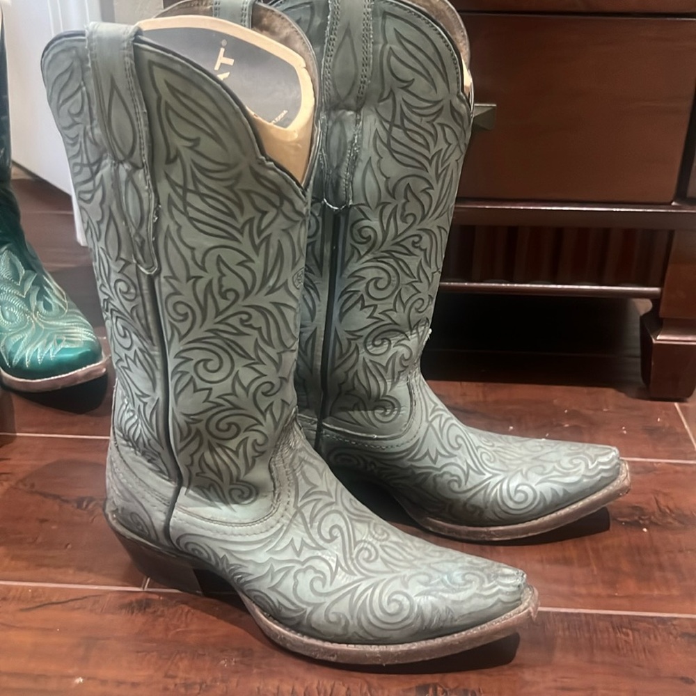 Ariat boots